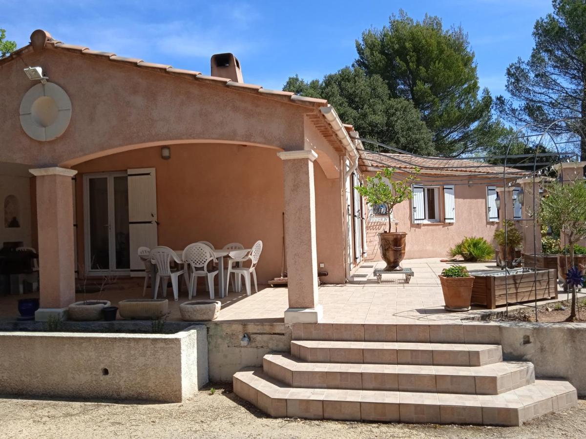 Chez Marie Bed and Breakfast Régusse Εξωτερικό φωτογραφία